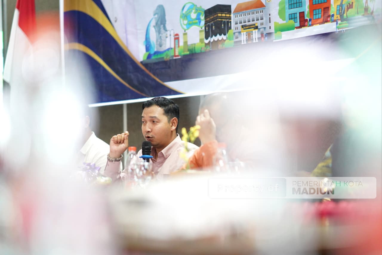 Buka Bimtek Satpol PP dan Damkar, Wakil Wali Kota Madiun Tekankan Pelayanan bagi Masyarakat