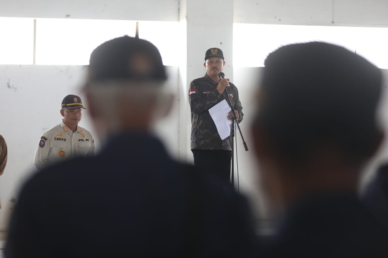 Pimpin Apel Tim Gabungan Pasar Besar Madiun, Wali Kota Pesan Jaga Ketertiban