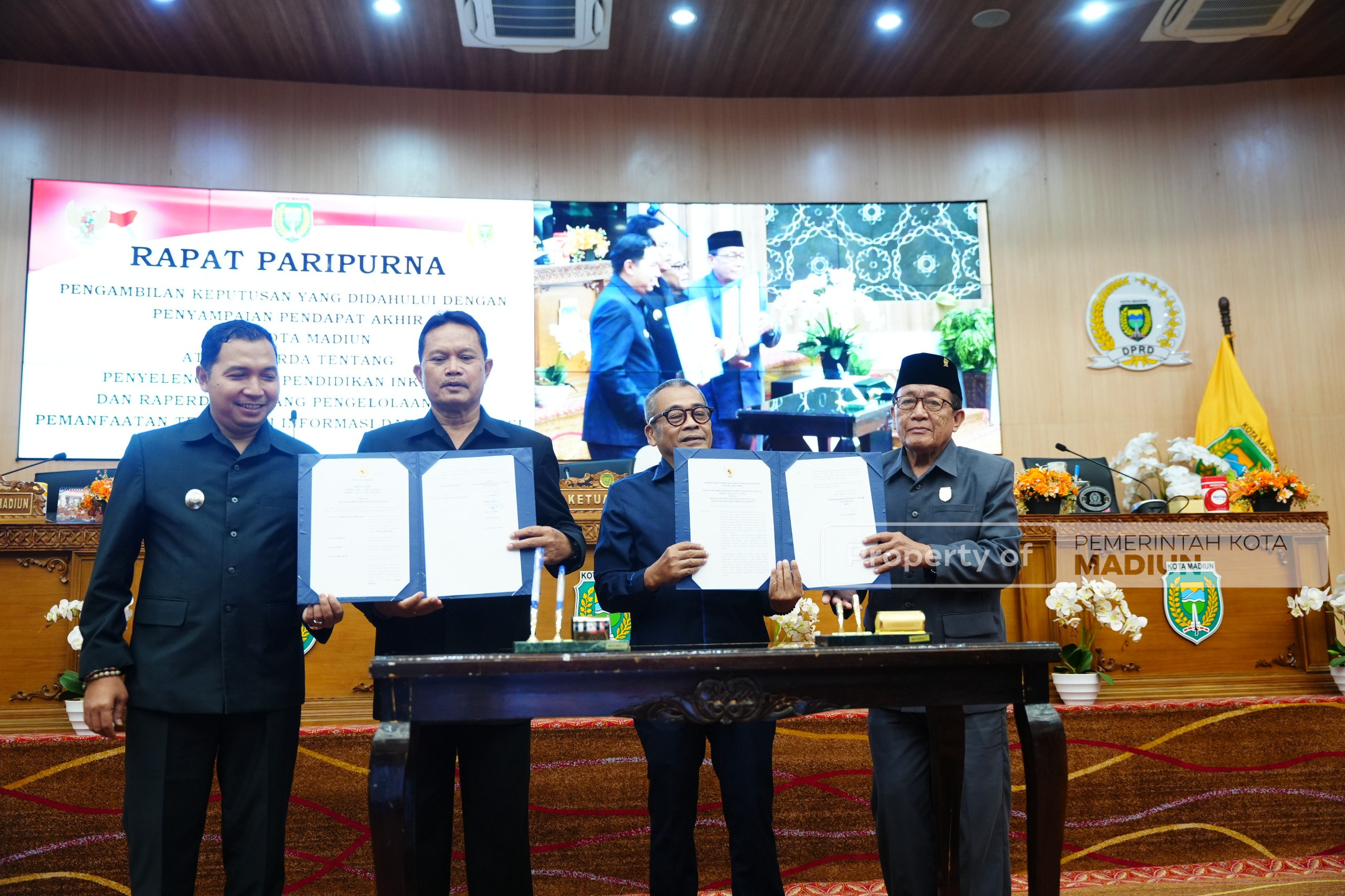 Pemkot-Dewan Setujui Dua Raperda, Perda Pendidikan Inklusif dan Pengelolaan TIK Segera Mengemuka