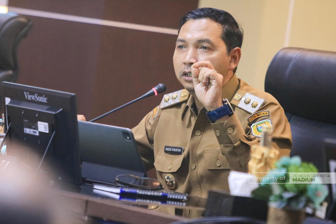 Perkuat Sinergi Layanan, Plt Wali Kota Tekankan Respons Cepat Aduan Warga