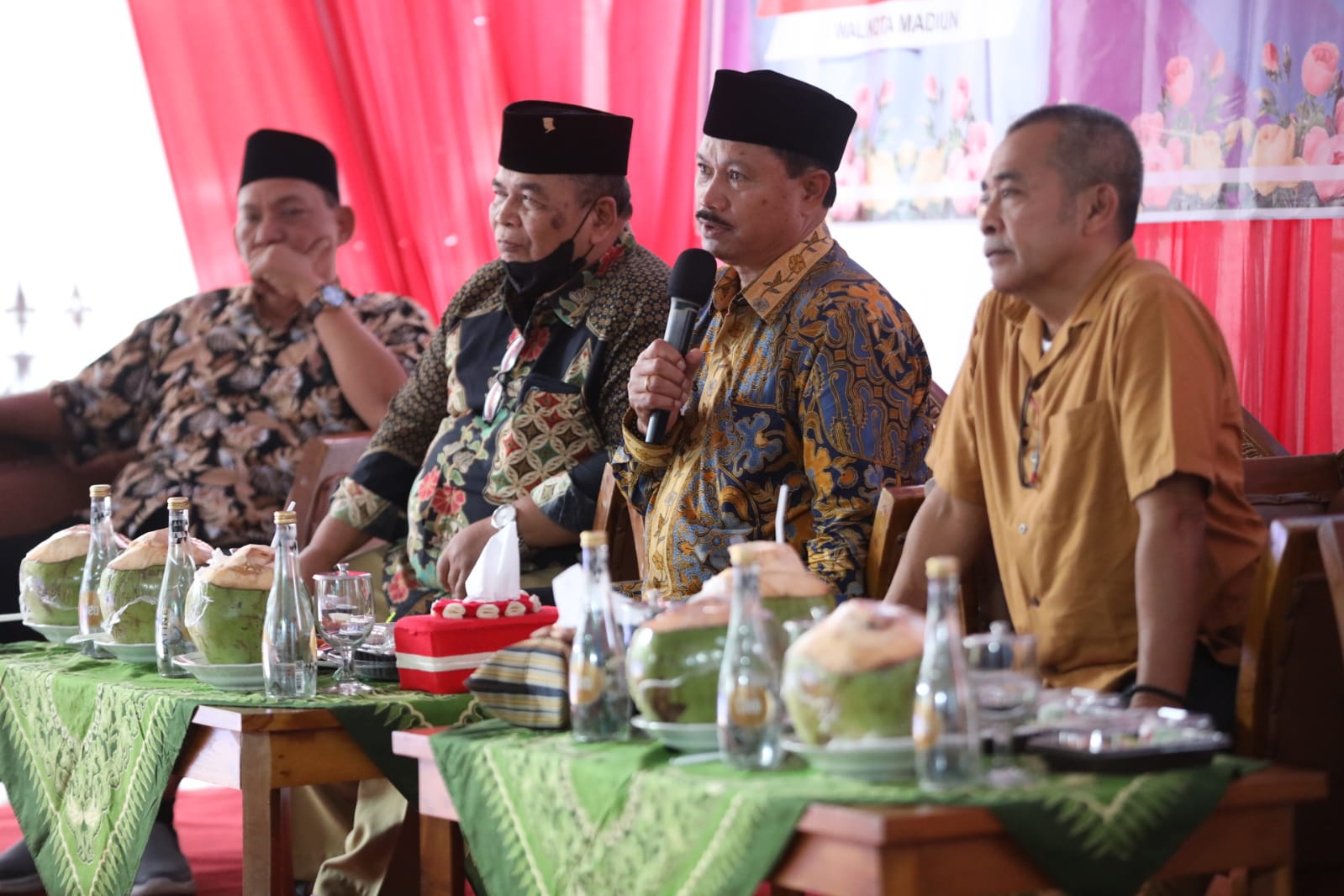 Gelar Pertemuan Dengan Perwakilan Organisasi Masyarakat Dan DPRD, Wali Kota Bahas Rencana Pembangunan