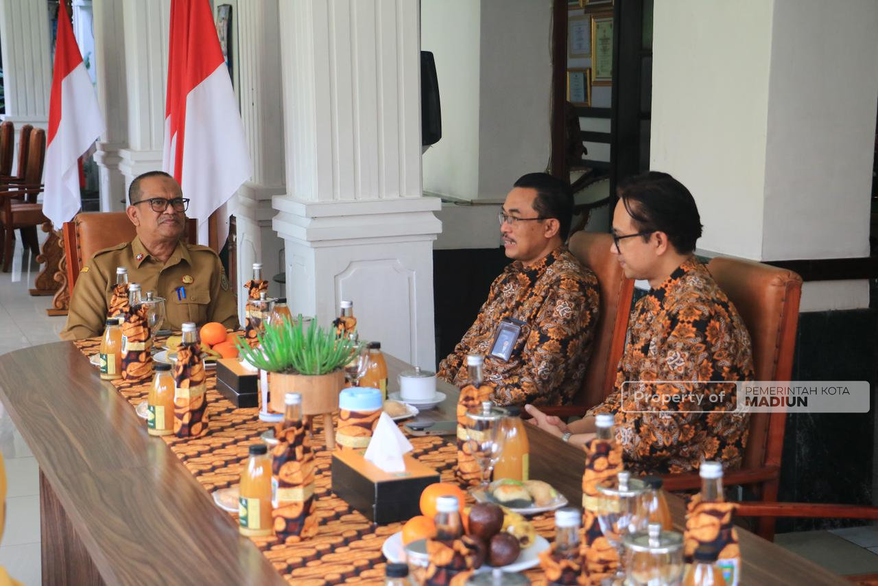 Terima Audiensi BKKBN Jatim, Sekda Kota Madiun Perkuat Sinergi Penanganan Stunting Melalui Program MBG 3B