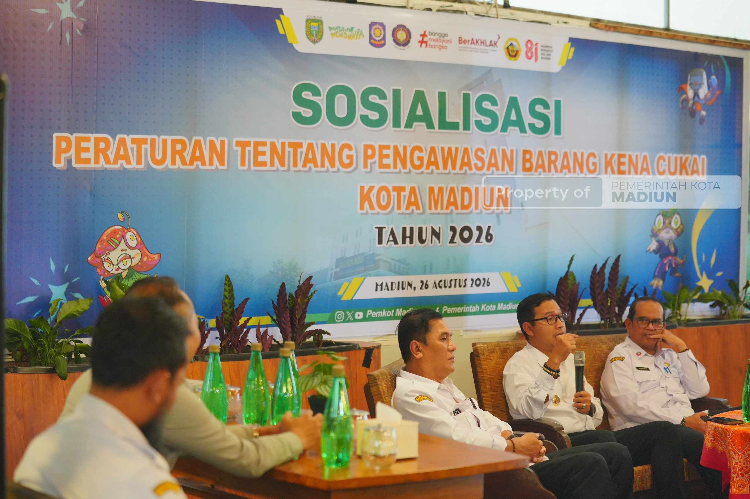 Sosialisasi Barang Kena Cukai Ilegal Kepada Satlinmas Kecamatan Taman, Plt Wali Kota Satlinmas Wajib Paham Aturan Cukai