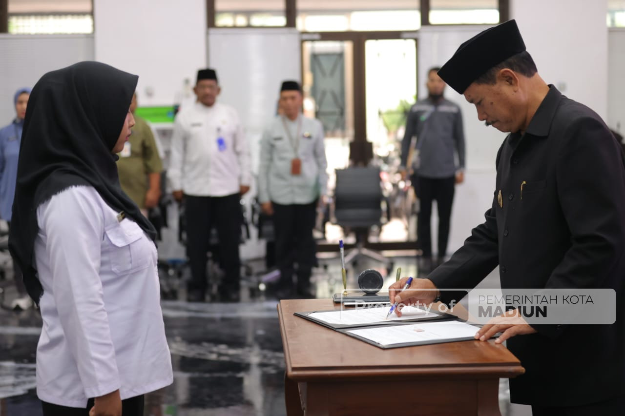 Lantik PPPK Tahap II, Wali Kota Ingatkan Tugas adalah Pengabdian