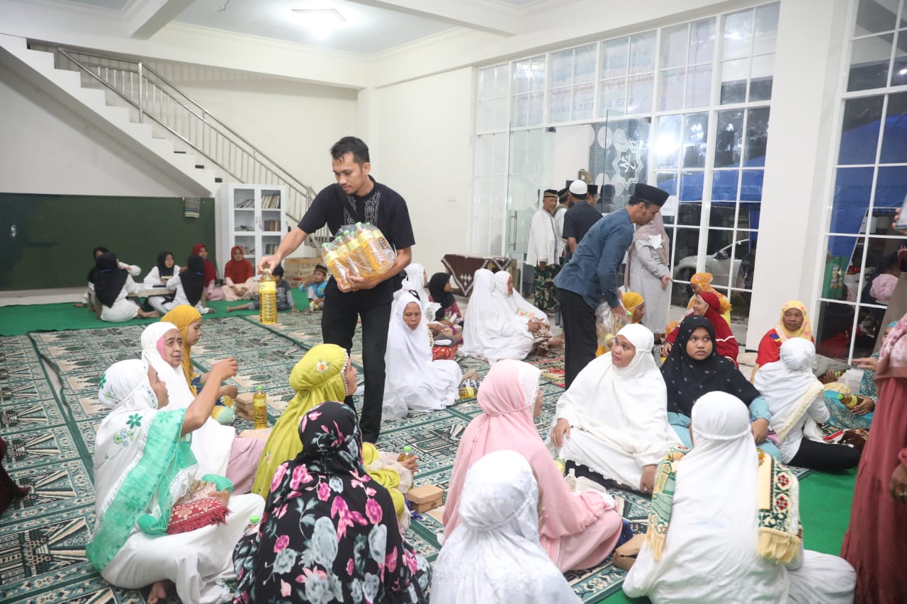Safari Ramadan Salat Tarawih di Masjid Baiturrahman, Wali Kota Juga Resmikan Masjid Tempat Kegiatan