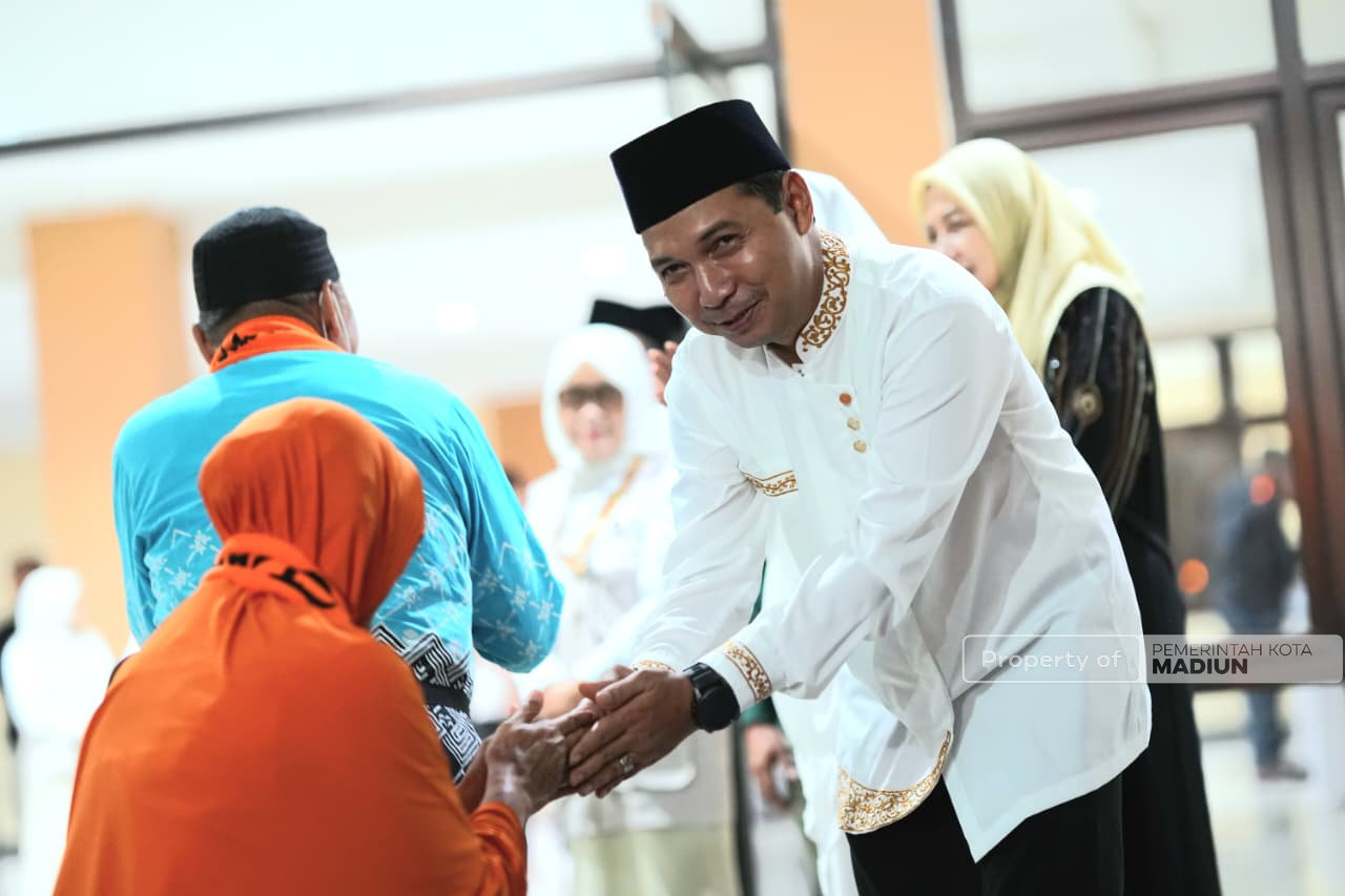 Plt Wali Kota Madiun Sambut Kepulangan 225 Jamaah Haji, Dorong Implementasi Nilai-Nilai Haji dalam Kehidupan Bermasyarakat