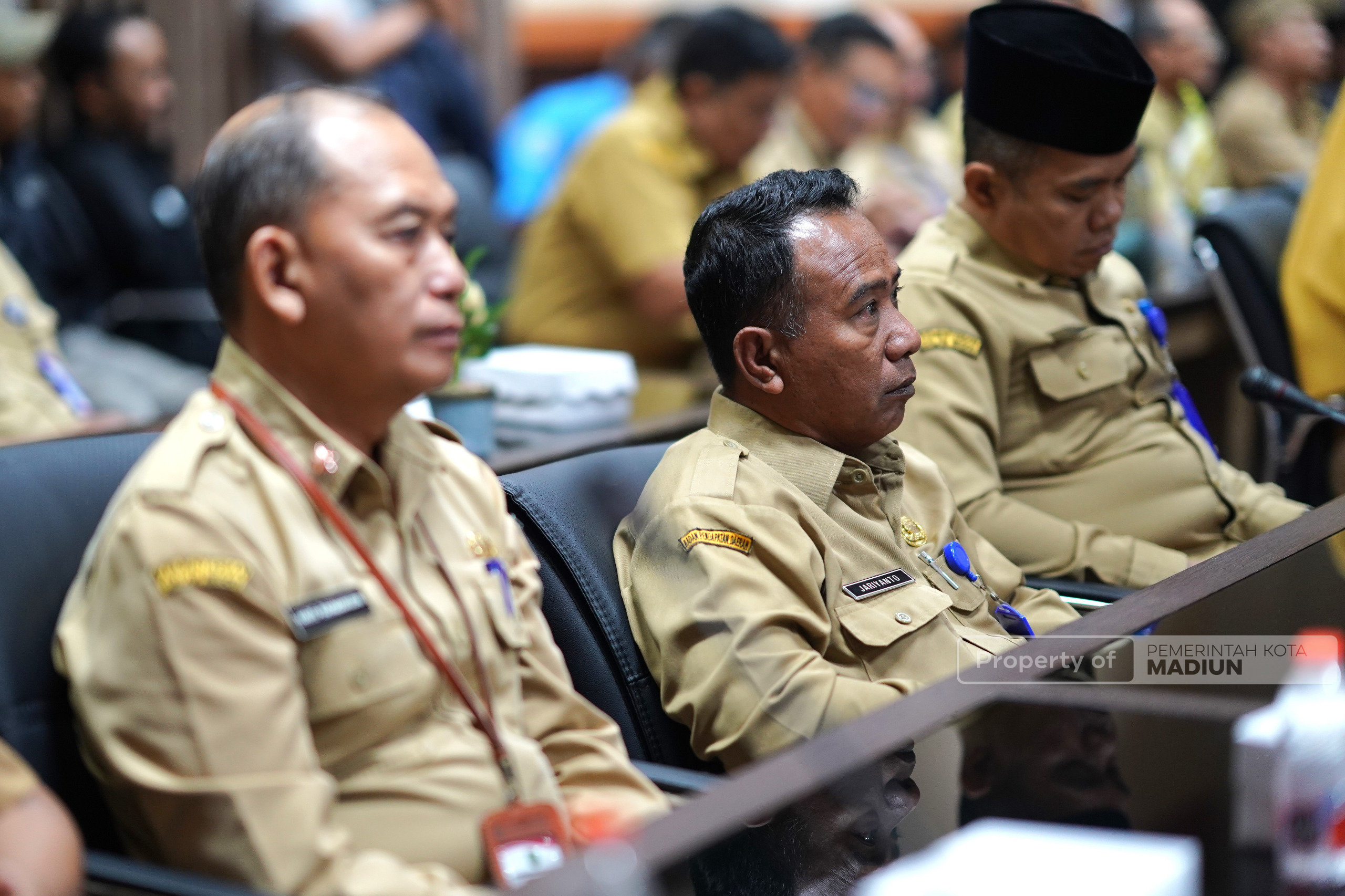 Serah Terima Aset Fasum-Fasos Puri Asri Lestari, Plt Wali Kota Madiun Tegaskan Komitmen Optimalisasi Aset Daerah