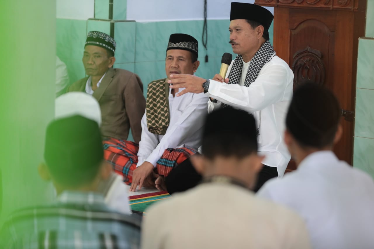 Salat Jum’at di Masjid Ar-Rohman, Wali Kota Persilahkan Jamaah Sampaikan Usulan