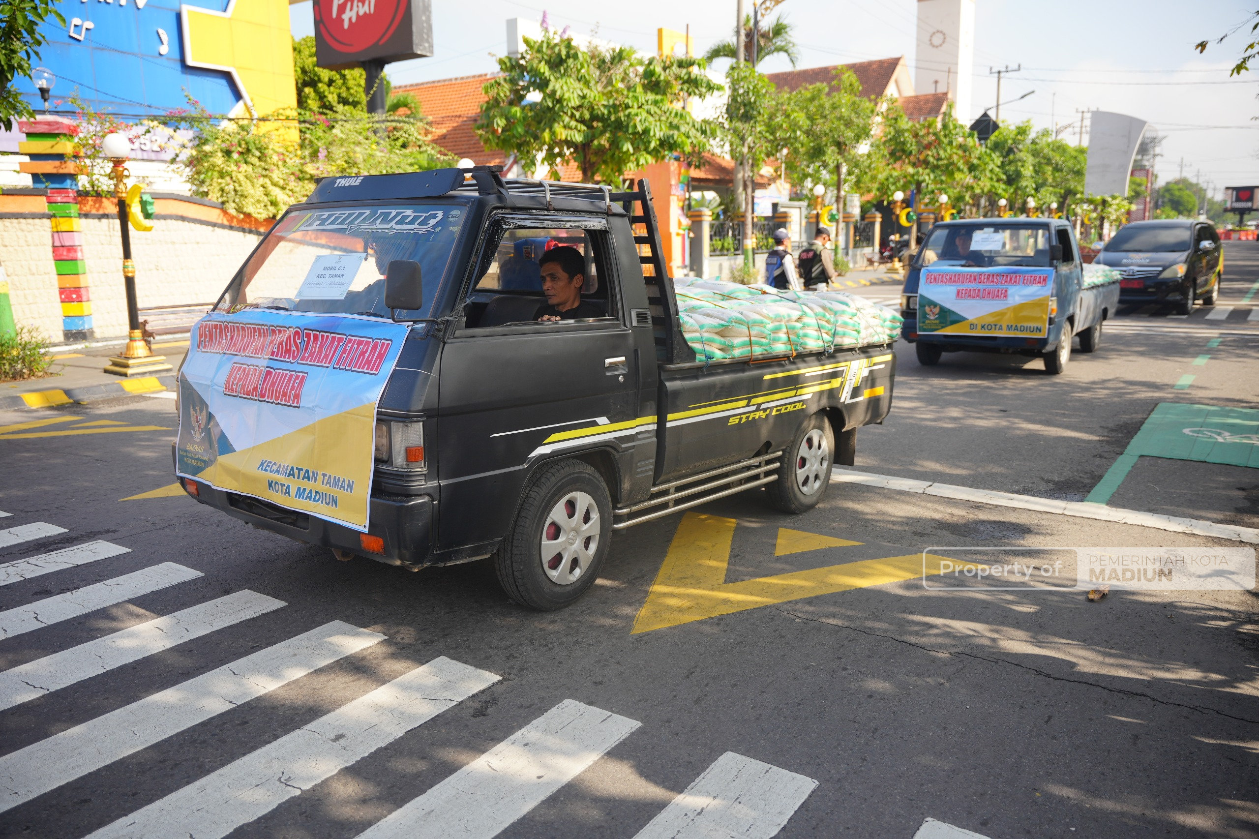 Pimpin Apel Pejabat dan Berangkatkan Penyaluran Beras Zakat Fitrah, Plt Wali Kota Madiun Pesan Pelayanan Tetap Optimal