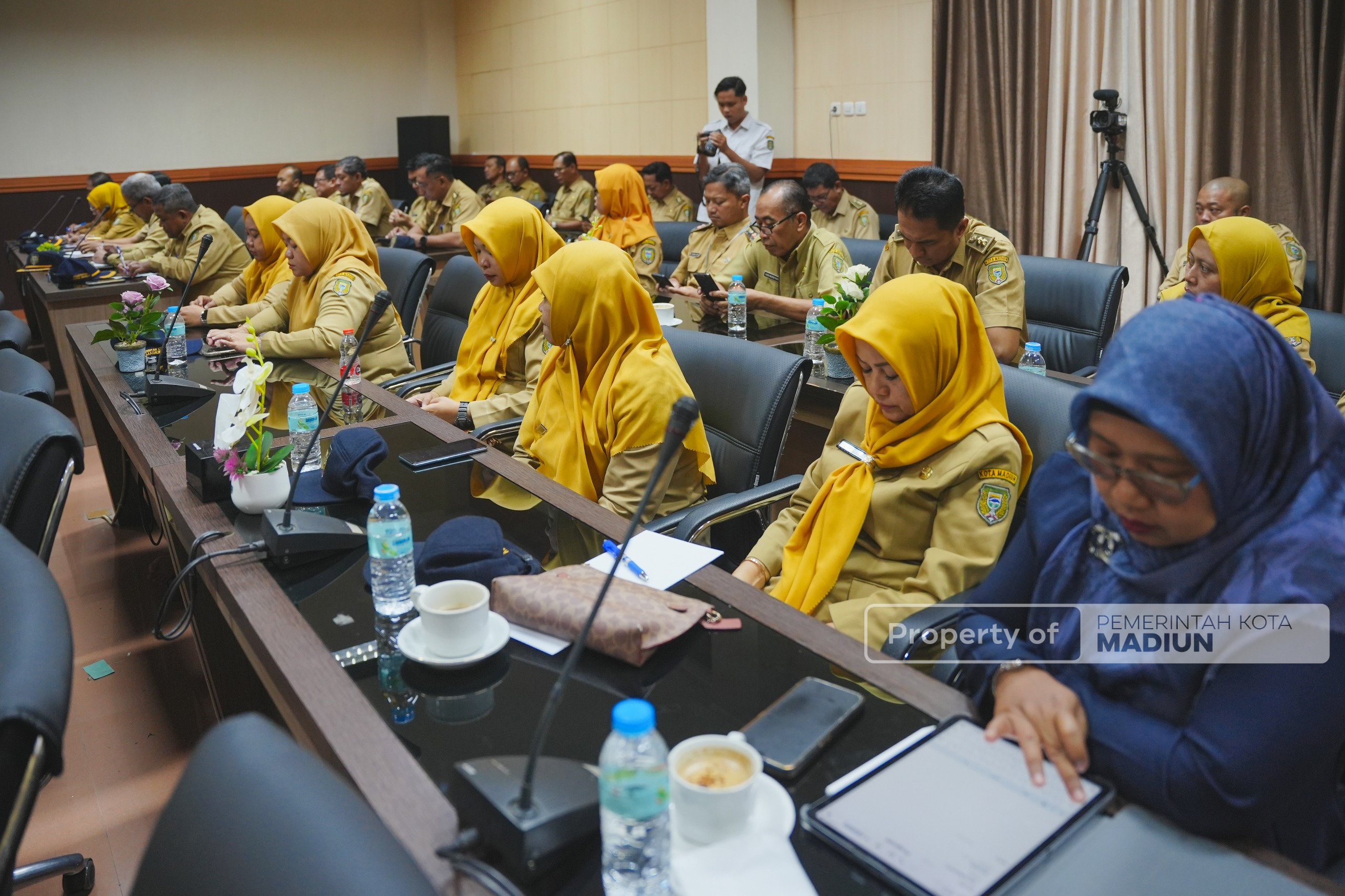 Rapat Dinas di Ruang 13, Plt Wali Kota Review Serapan Anggaran hingga Blejeti Progres Program Prioritas