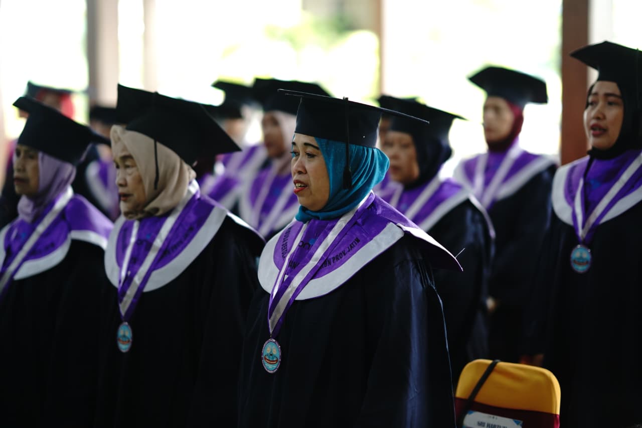 Perkuat Kualitas Keluarga, TP PKK Kecamatan Taman Wisuda SOTH dan Selantang