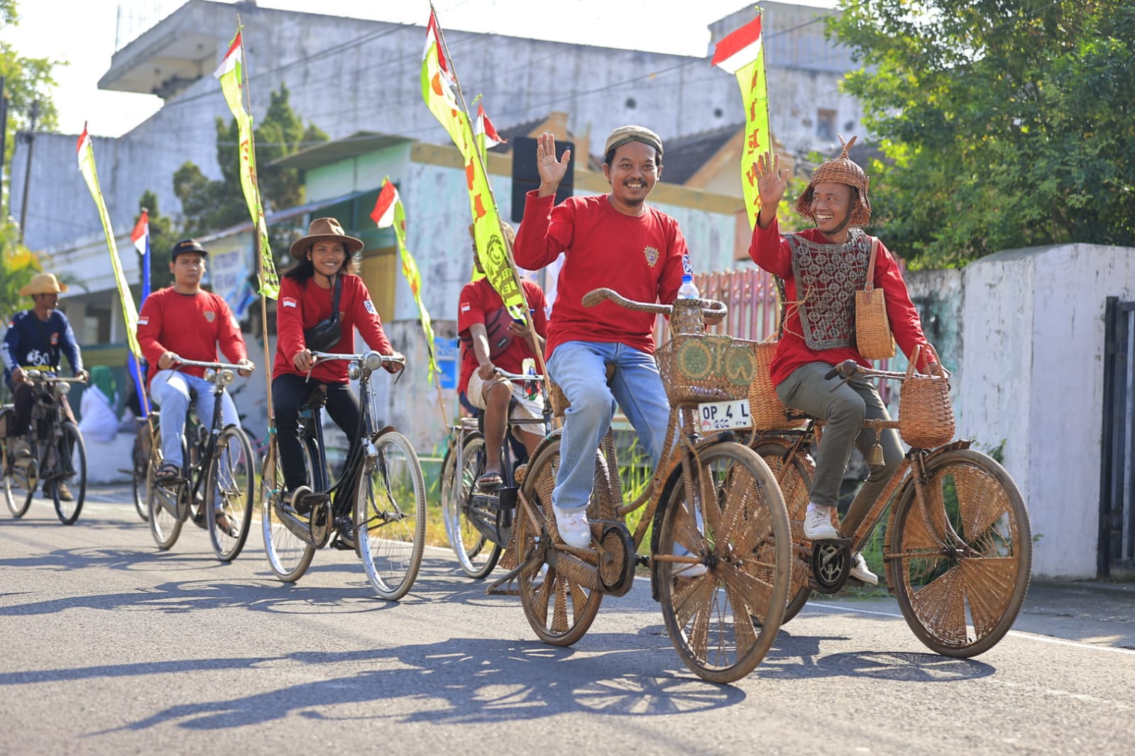 Ramaikan Event Madiun Tempo Doeloe 2023, Wali Kota Ngontel Bersama KOSTI