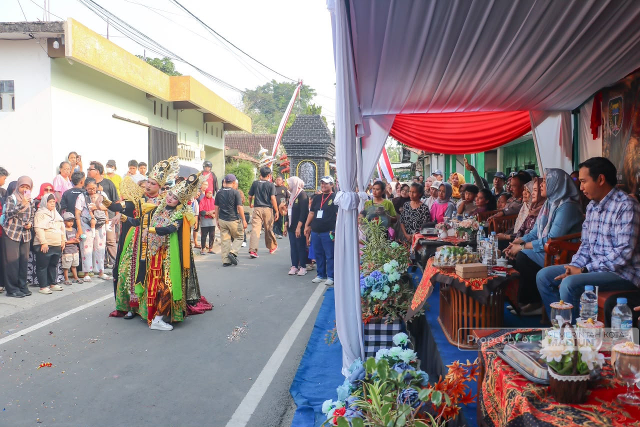 Apresiasi Kirab Budaya Winongo, Plt Wali Kota Dorong Seluruh Kelurahan Siapkan Event Berbasis Potensi Daerah