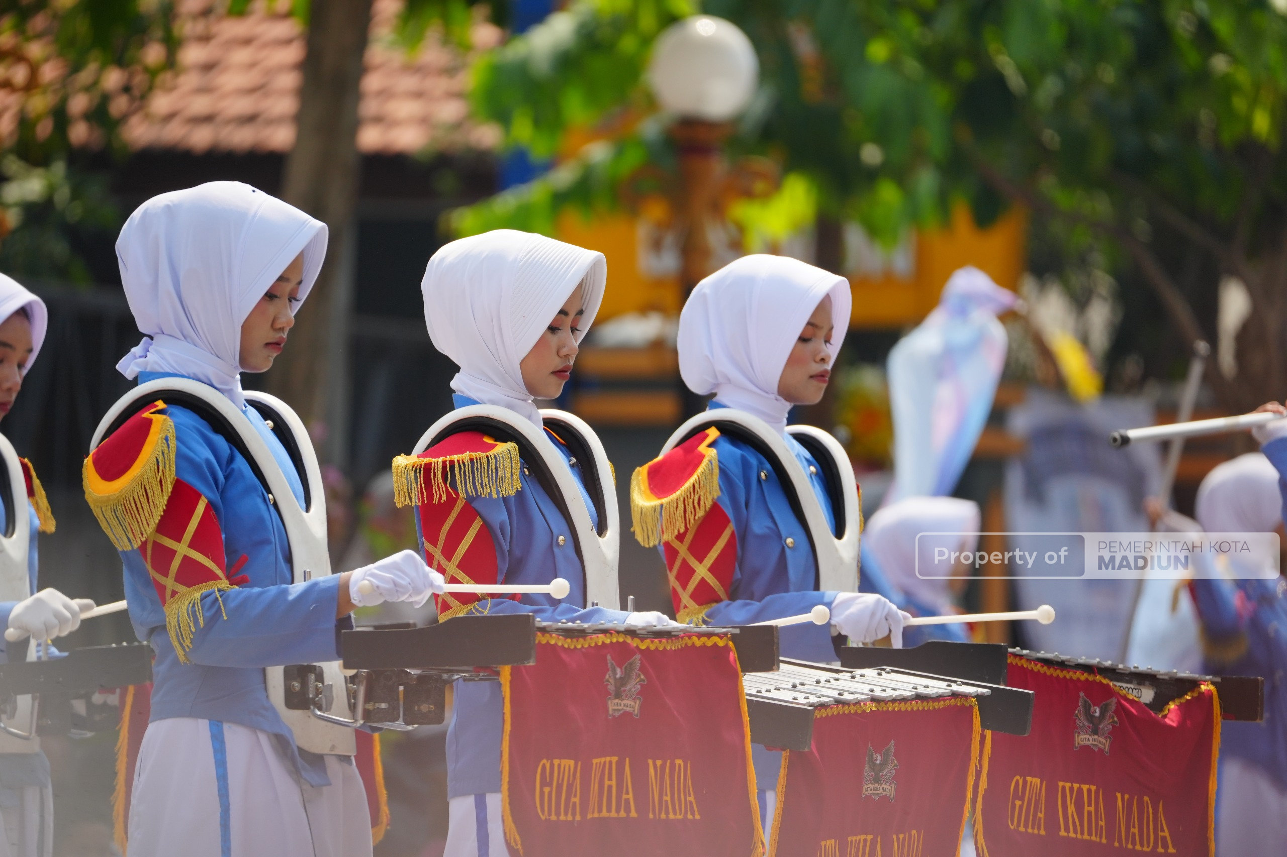 Parade Military Drumband Semarakkan HUT ke-108 Kota Madiun, Plt Wali Kota Harap Ekonomi Lokal Kian Bergeliat