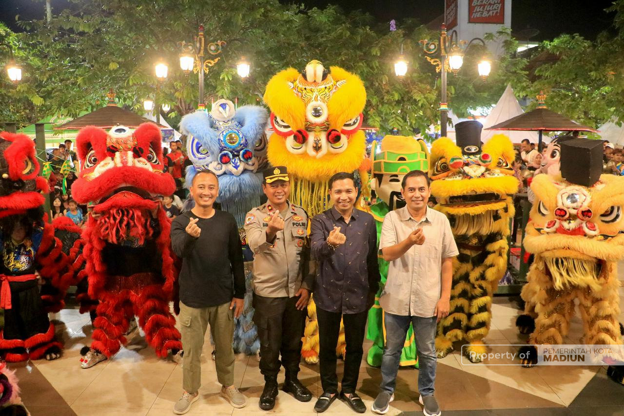 Barongsai Semarakkan Libur Lebaran, Plt Wali Kota Madiun Perkuat Toleransi dan Pariwisata Lokal