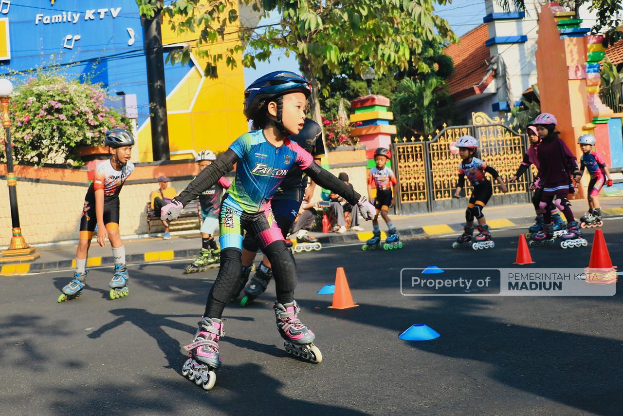 CFD Hari Pertama, Jalan Pahlawan Jadi Ruang Berbagai Aktivitas Olahraga