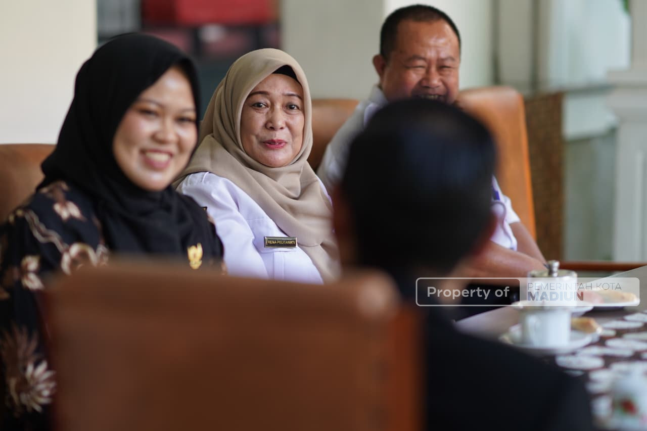 Terima Delegasi Muda Almira Vivia, Plt Wali Kota Titip Nama Madiun ke Kancah Dunia