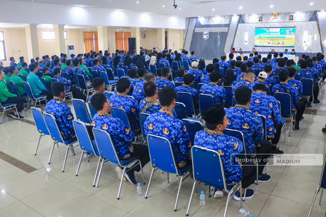 Hadiri Pembinaan Disperkim, Plt Wali Kota Madiun Dorong Peningkatan Kinerja Petugas