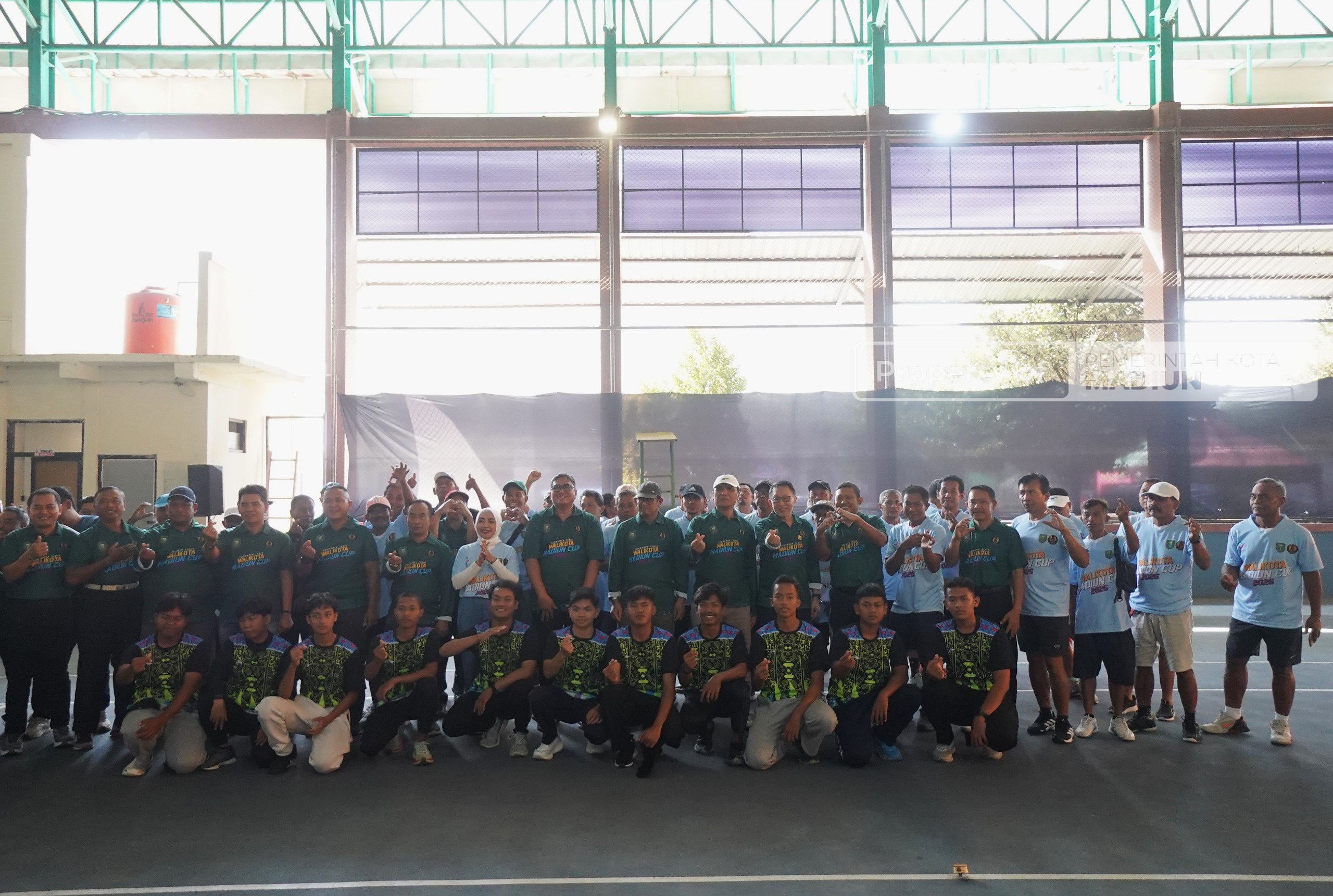 Buka Turnamen Tenis Wali Kota Madiun Cup 2026, Sekda Harap Jadi Panggung Ukir Prestasi dan Geliatkan Ekonomi