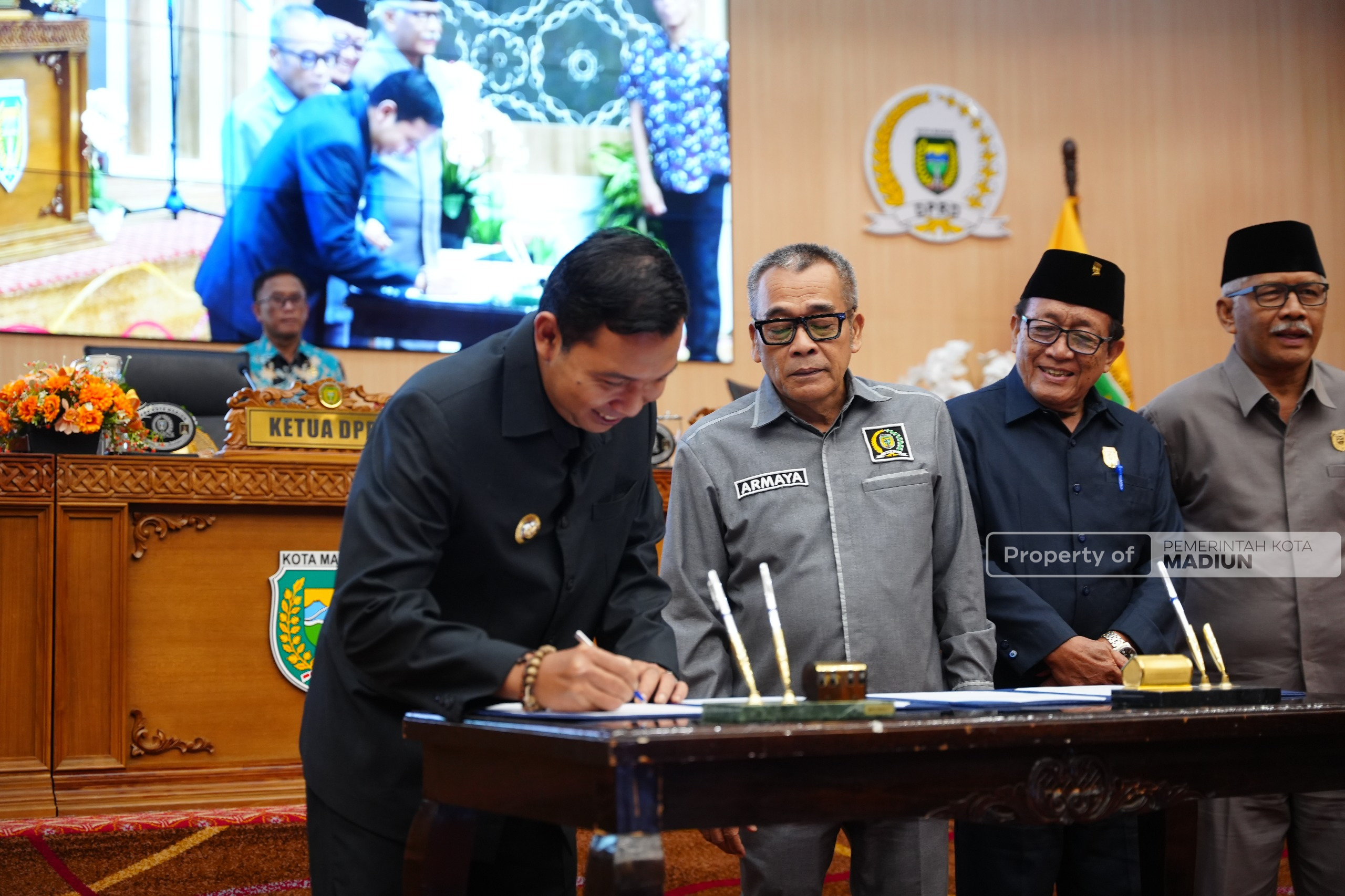 17 Raperda Disepakati, Plt Wali Kota Madiun Tekankan Penguatan Regulasi dan Percepatan Implementasi