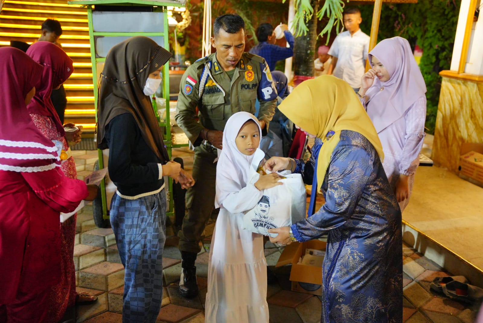Buka Bersama dengan Anak Yatim dan Disabilitas, Wali Kota Ingin Mereka Tetap Semangat dan Jangan Berkecil Hati