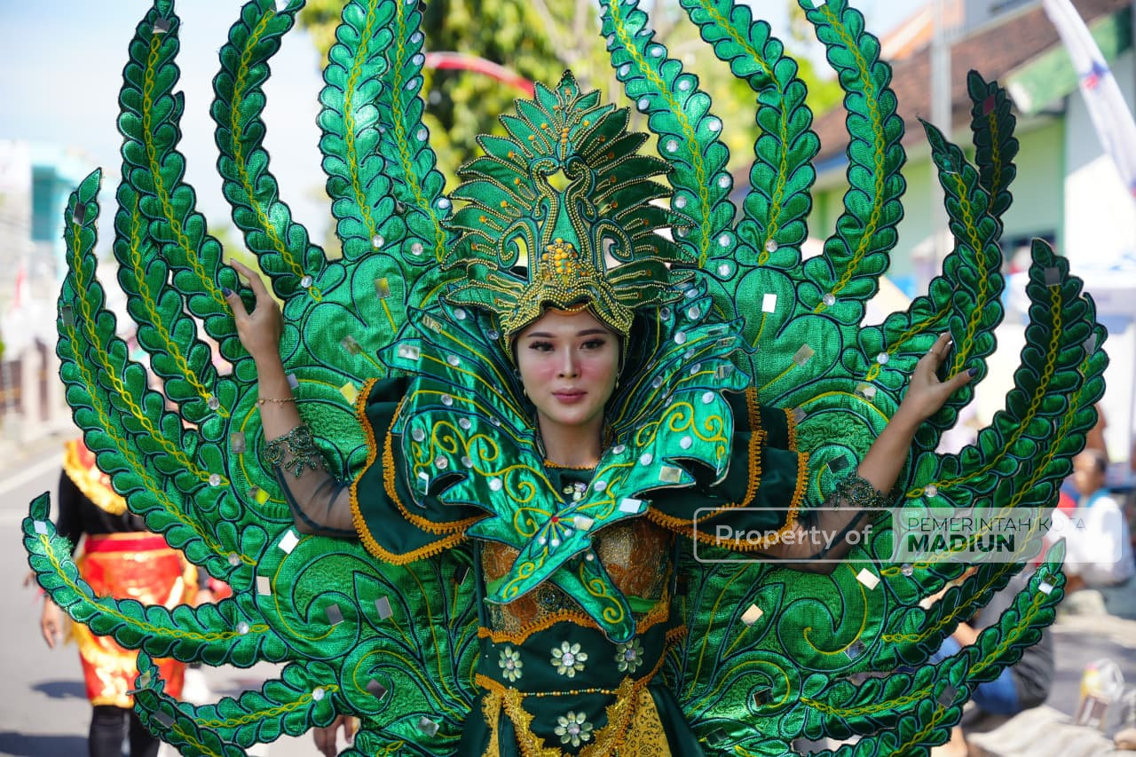 Wali Kota Madiun Hadiri Carnaval Kemerdekaan, Dorong Warga Tingkatkan Kreativitas dan Kesejahteraan