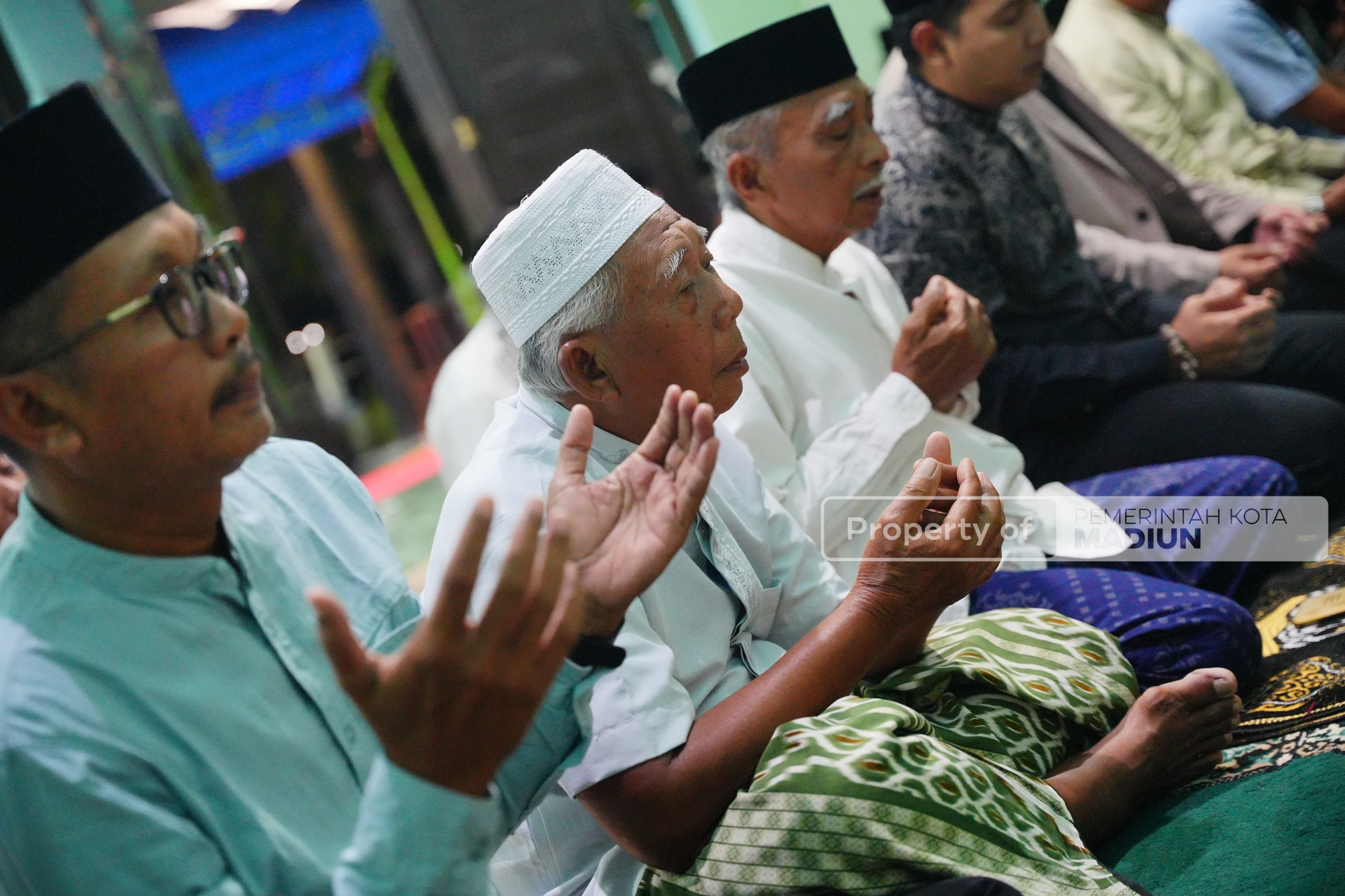 Mempererat Silaturahmi, Wali Kota Madiun Safari Salat Isya di Kelurahan Winongo