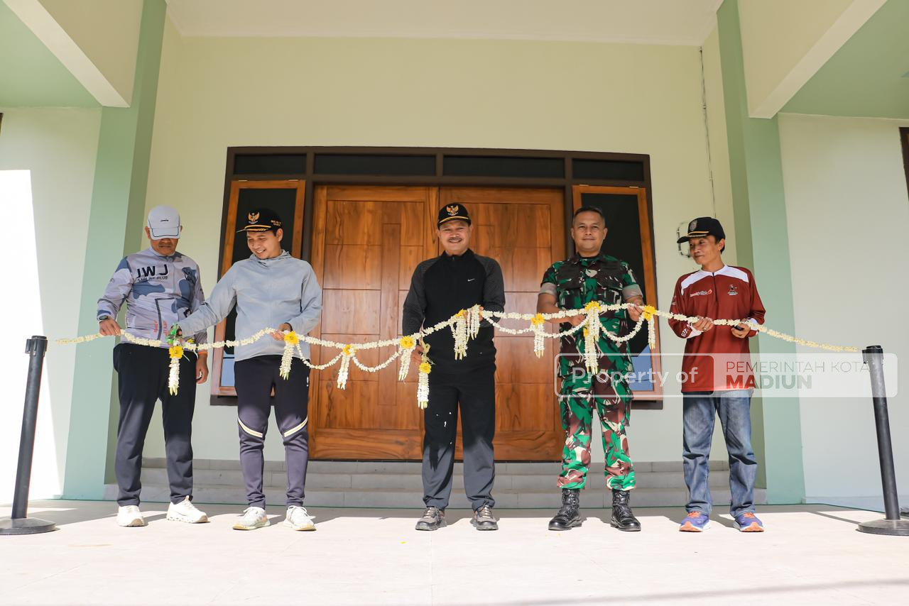 Gowes Pagi Lagi, Wali Kota Cek Progres Pembangunan dan Resmikan Rumah Dinas Dandim 0803