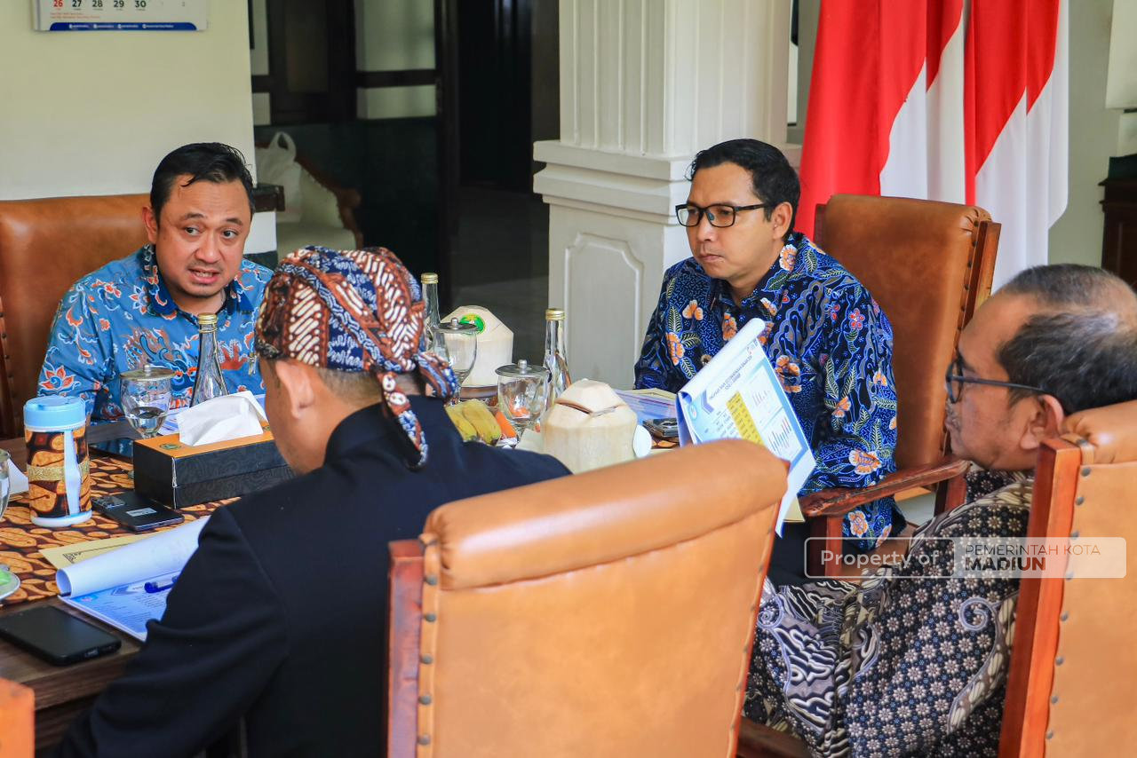 Evaluasi Kinerja BPR, Plt Wali Kota Dorong Penguatan Modal serta Optimalkan Target 2026