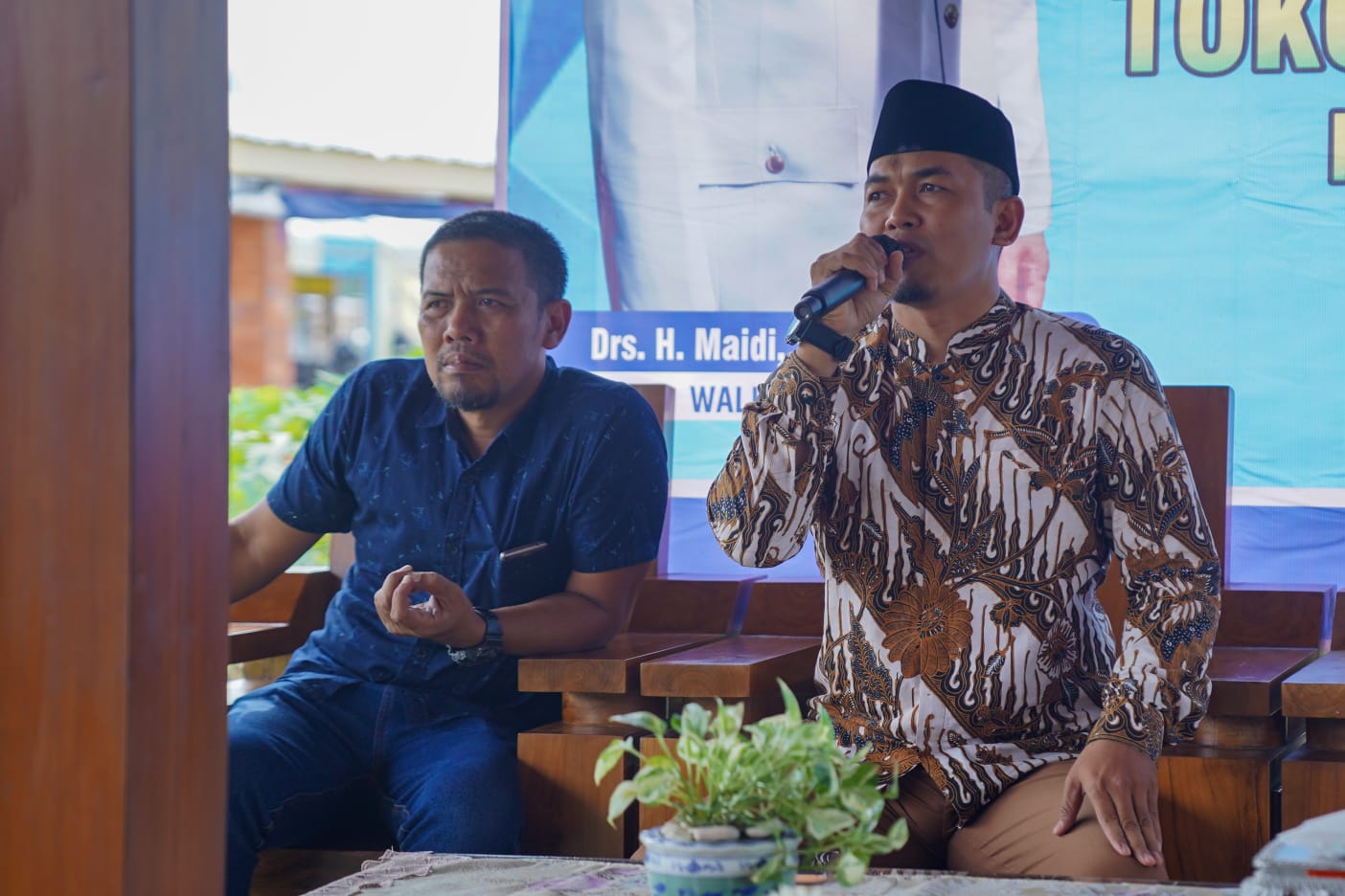Bertemu Warga Kelurahan Kanigoro dan Klegen, Wali Kota Sampaikan Program Kini dan Mendatang
