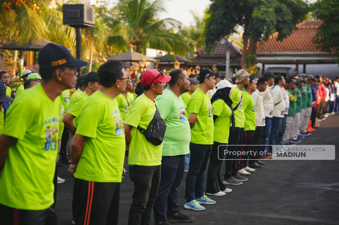 Pimpin Apel Gerakan Jumat Bersih, Plt Wali Kota Tekankan Kebersihan Kota