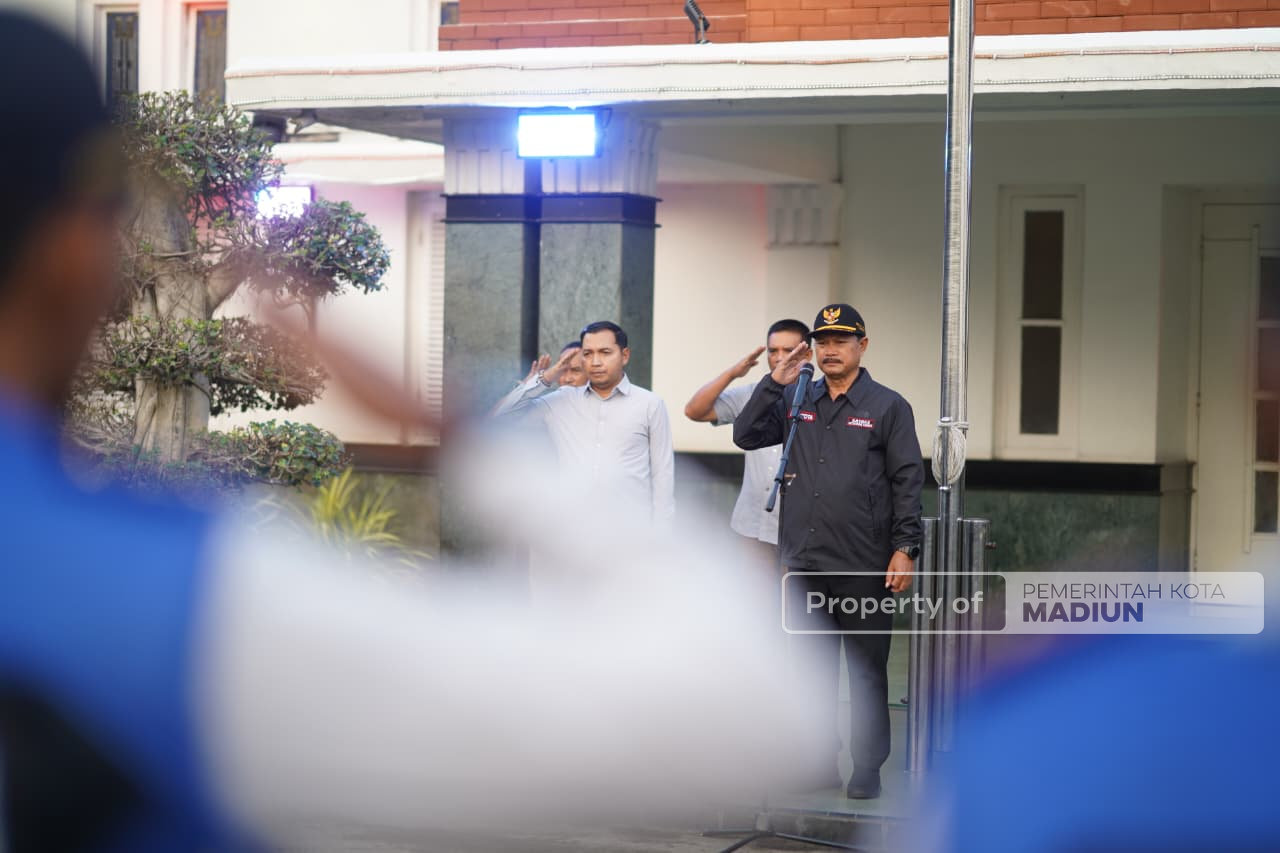Gelar Apel Pengamanan, Wali Kota Madiun Imbau Personel Jaga Kondusivitas