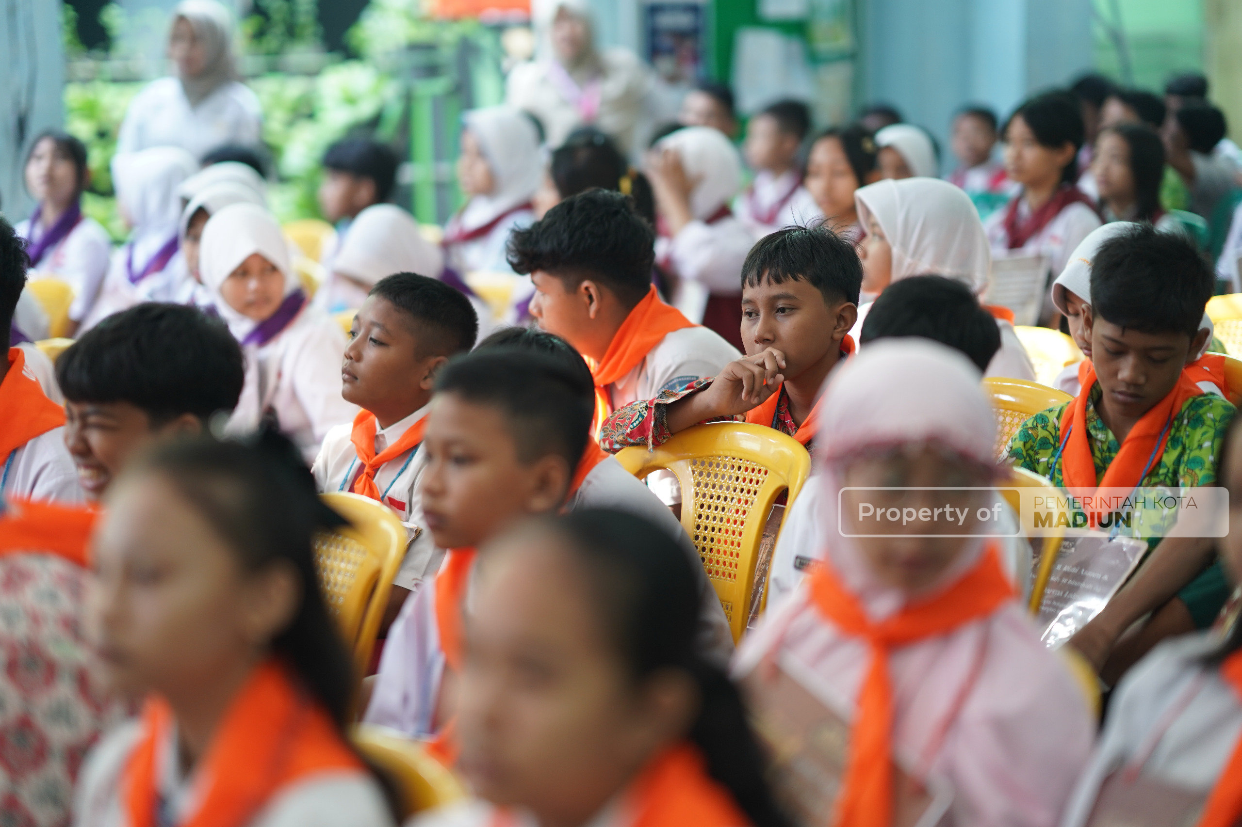 Tanamkan Nilai Antikorupsi dan Bijak Berteknologi, Plt Wali Kota Madiun Beri Motivasi Siswa Baru SMPN 2 Saat MPLS