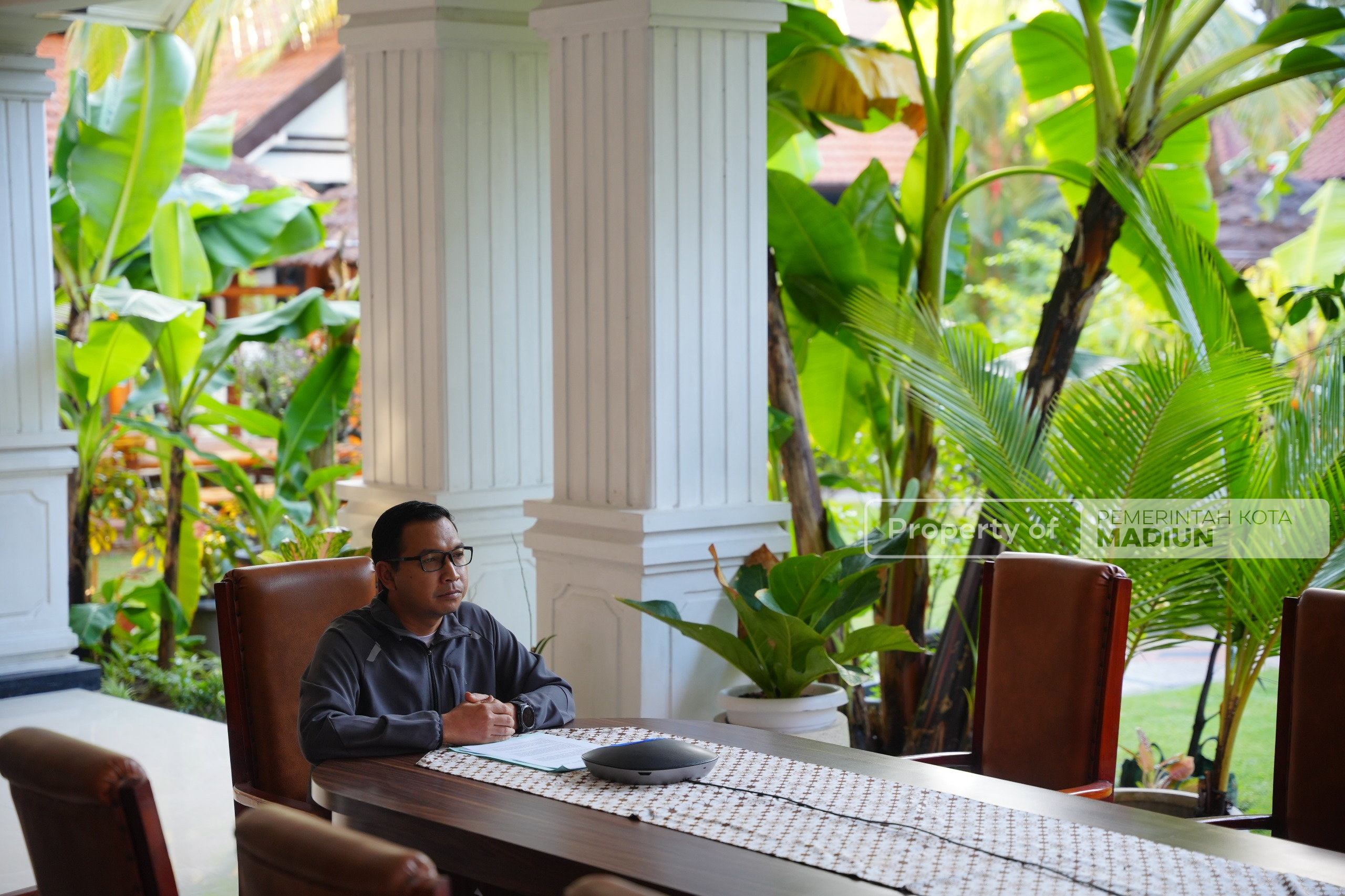 Menjadi Narasumber Jurnal Nusantara Kompas TV, Plt Wali Kota Madiun Paparkan Inovasi Pasar Sleko sebagai Ruang Ekonomi Kreatif