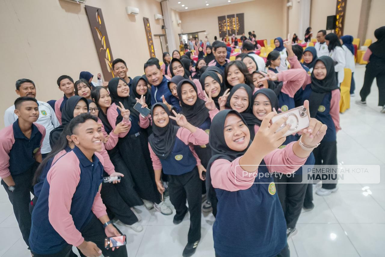 Buka Pengukuhan Forum Anak, Wali Kota Harap Lahir Generasi Cerdas dan Berkarakter