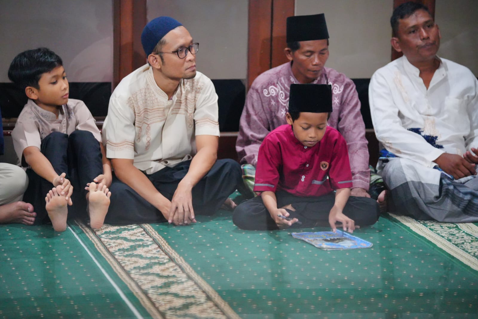 Tarawih Di Masjid Al Muhajirin, Wali Kota Ajak Warga Tingkatkan Ibadah Sebelum Ramadan Berakhir