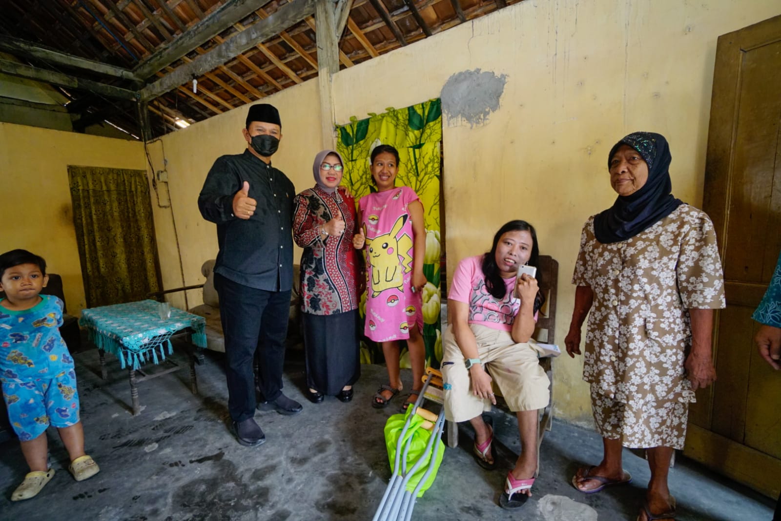 Saling Berbagi, Wali Kota Salurkan Bantuan dari Nurul Hayat