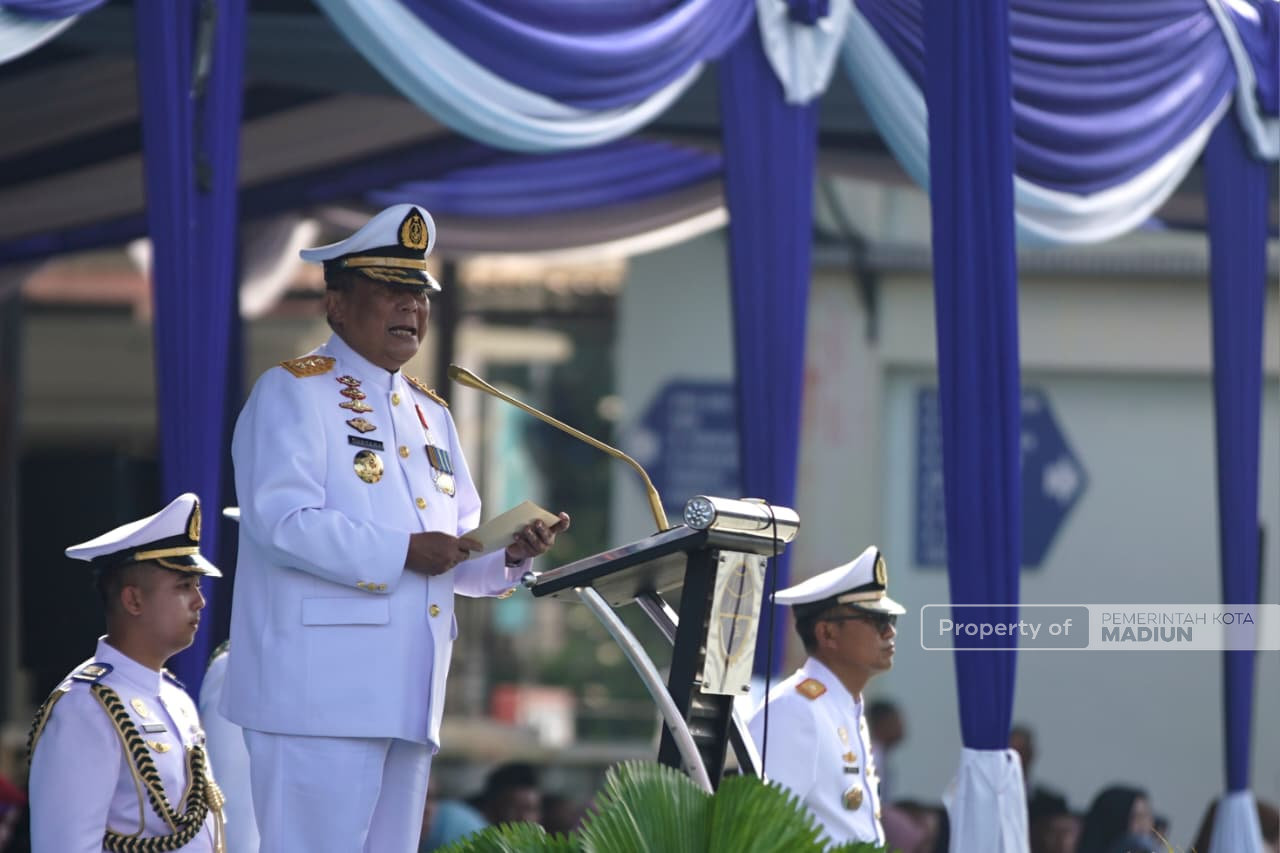 Hadiri Wisuda ke-102 PIP Semarang, Pemkot Madiun Teken MoU Pengembangan SDM Transportasi