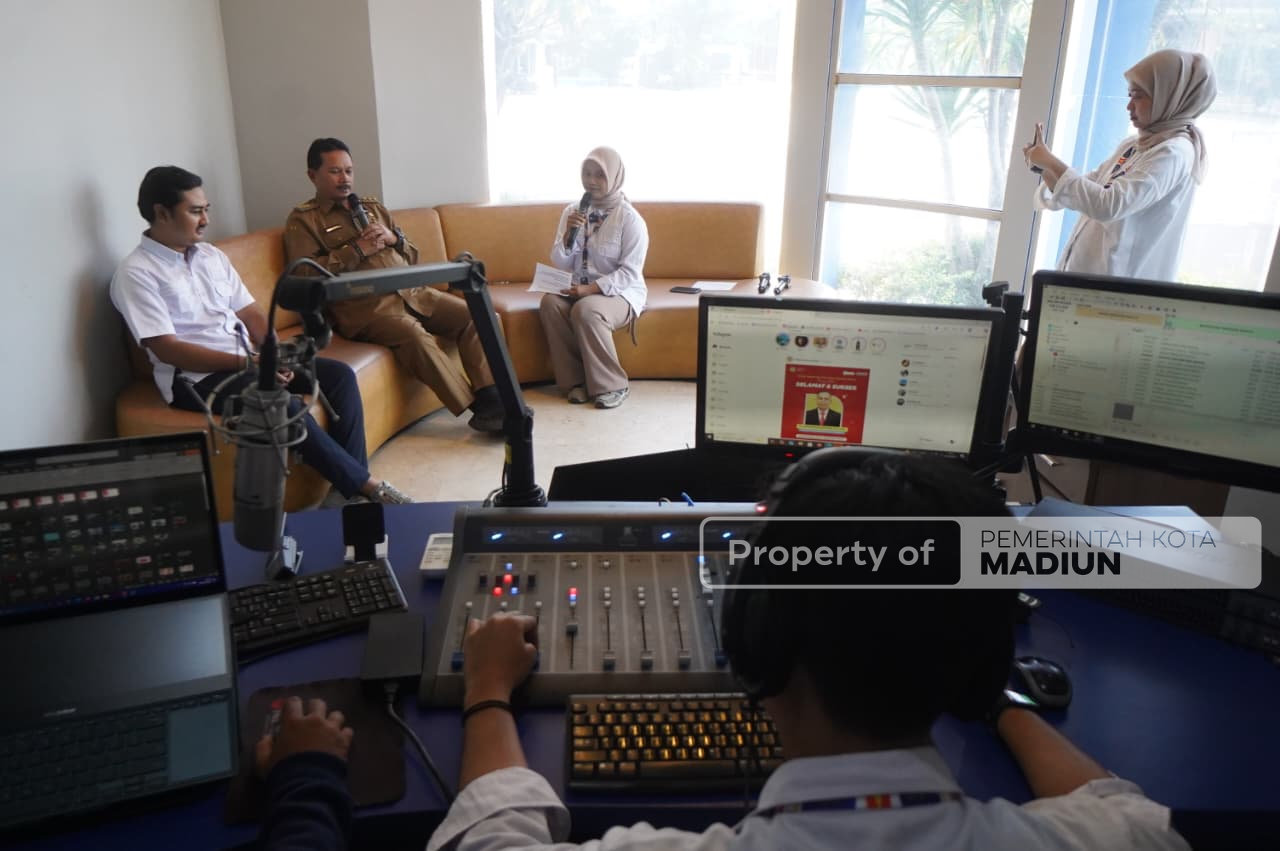 Jadi Narasumber di Radio Madya FM, Wali Kota Paparkan Strategi Menuju Madiun Mendunia