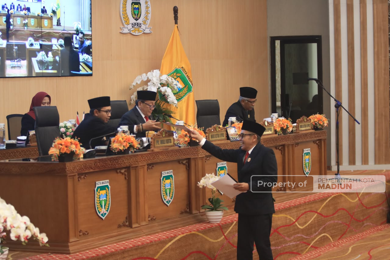 Plt Wali Kota Hadiri Rapat Paripurna DPRD, Delapan Fraksi Sampaikan Pemandangan Umum Perubahan APBD 2026