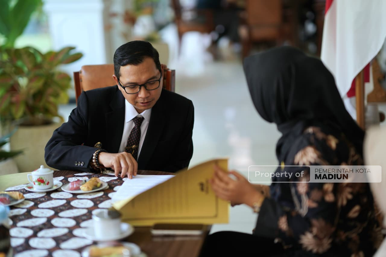 Terima Delegasi Muda Almira Vivia, Plt Wali Kota Titip Nama Madiun ke Kancah Dunia