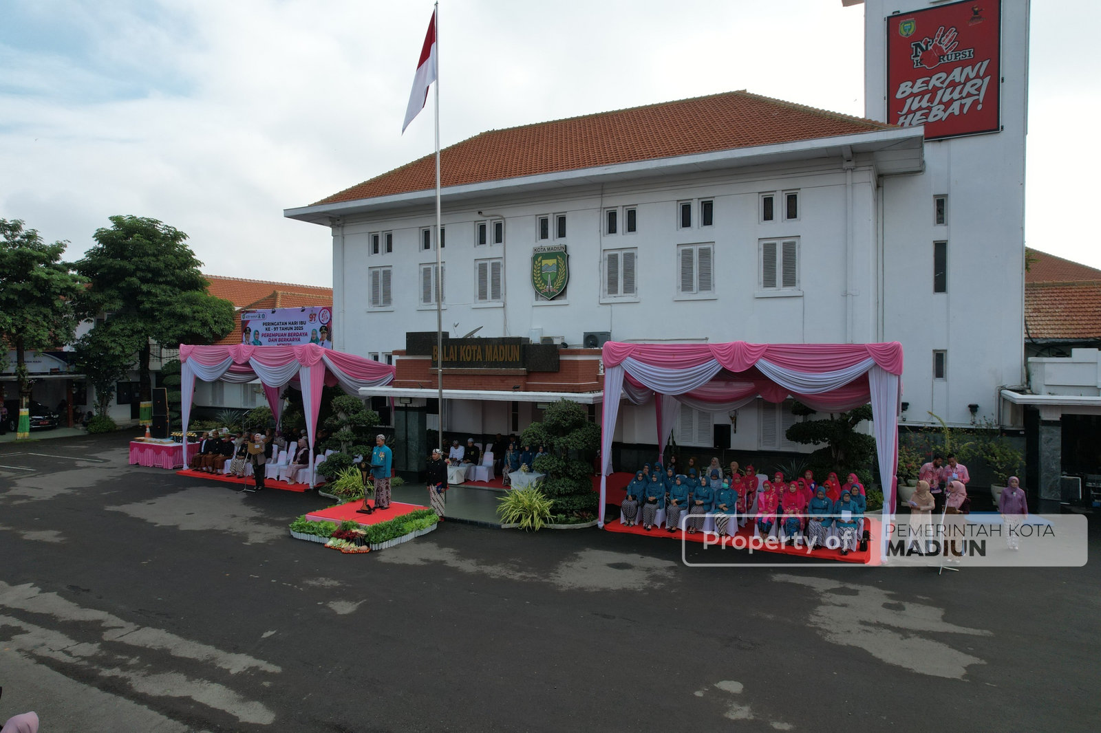 Peringati Hari Ibu ke-97, Wali Kota Madiun Tegaskan Peran Perempuan sebagai Pilar Pembangunan Daerah