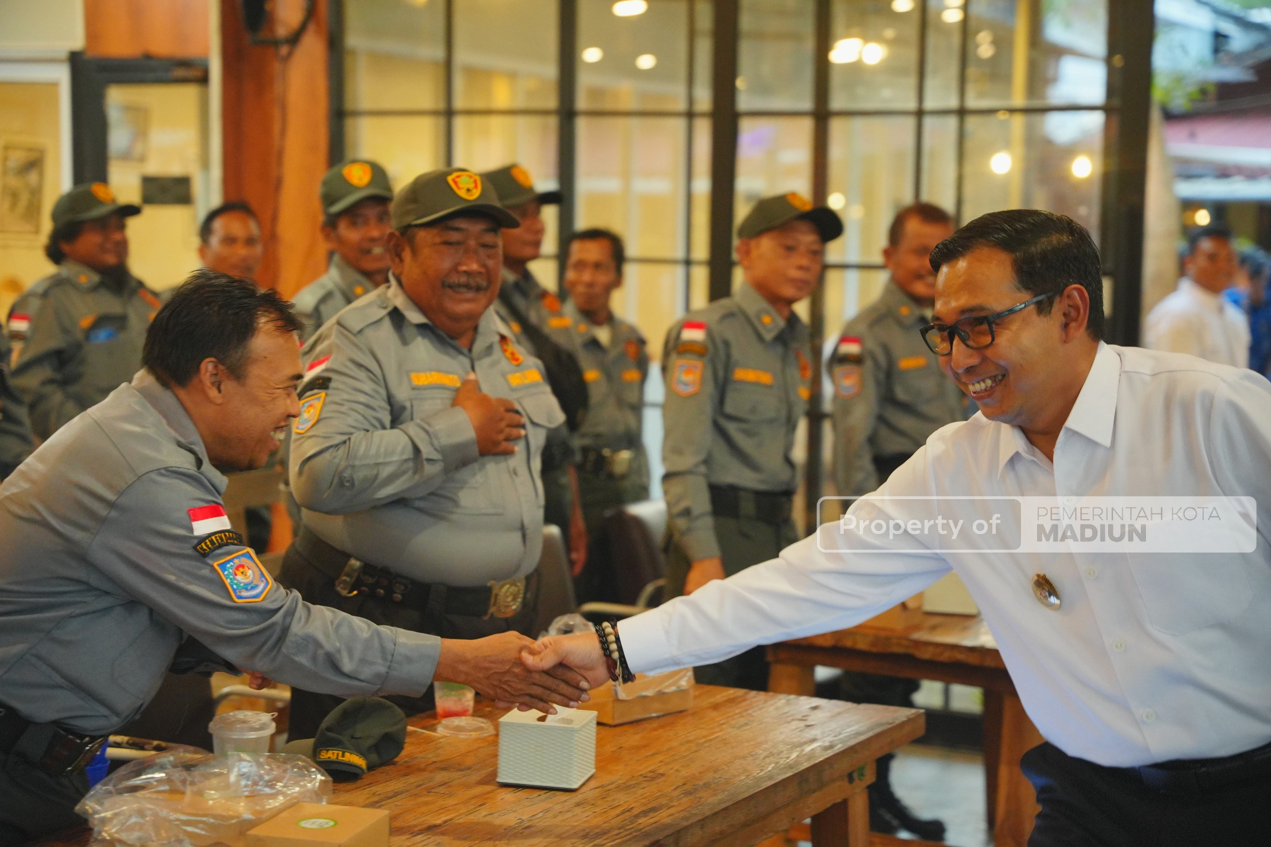 Sosialisasi Barang Kena Cukai Ilegal Kepada Satlinmas Kecamatan Taman, Plt Wali Kota Satlinmas Wajib Paham Aturan Cukai