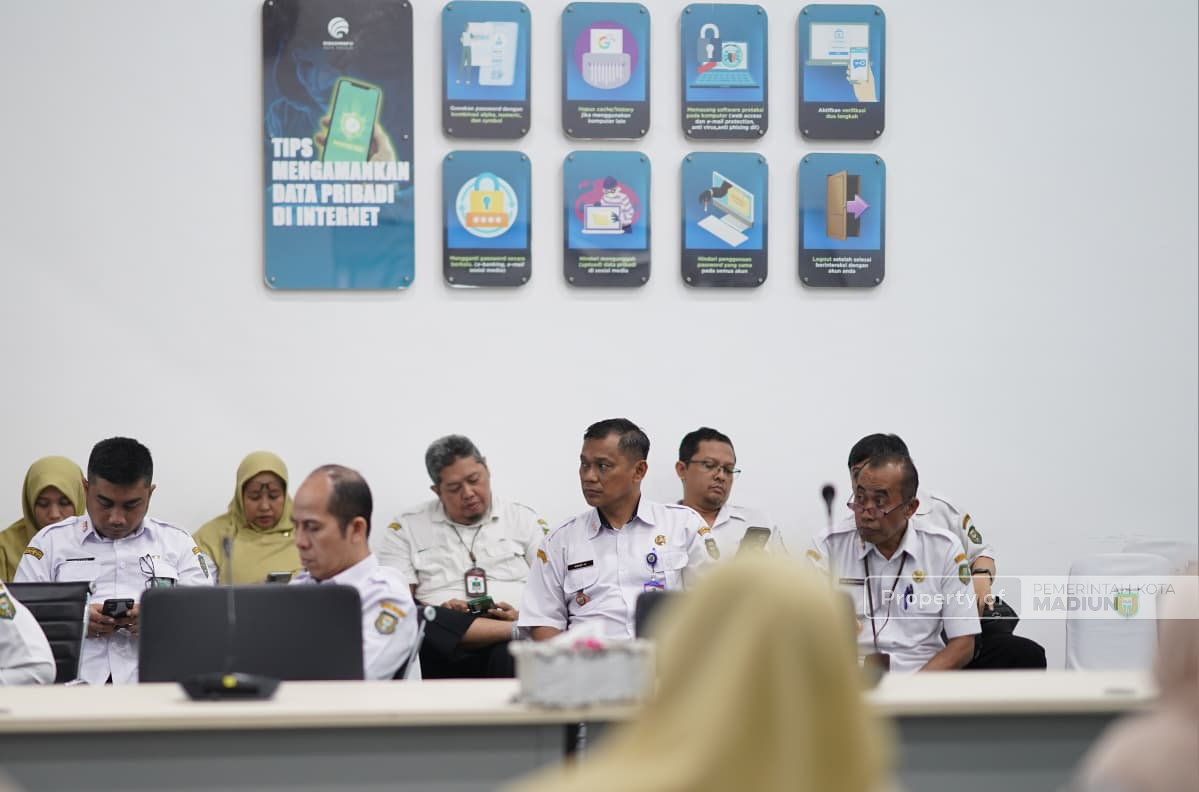 Gelar Penguatan Pemerintah Digital, Plt Wali Kota Targetkan 90 Persen Layanan Berbasis Digital