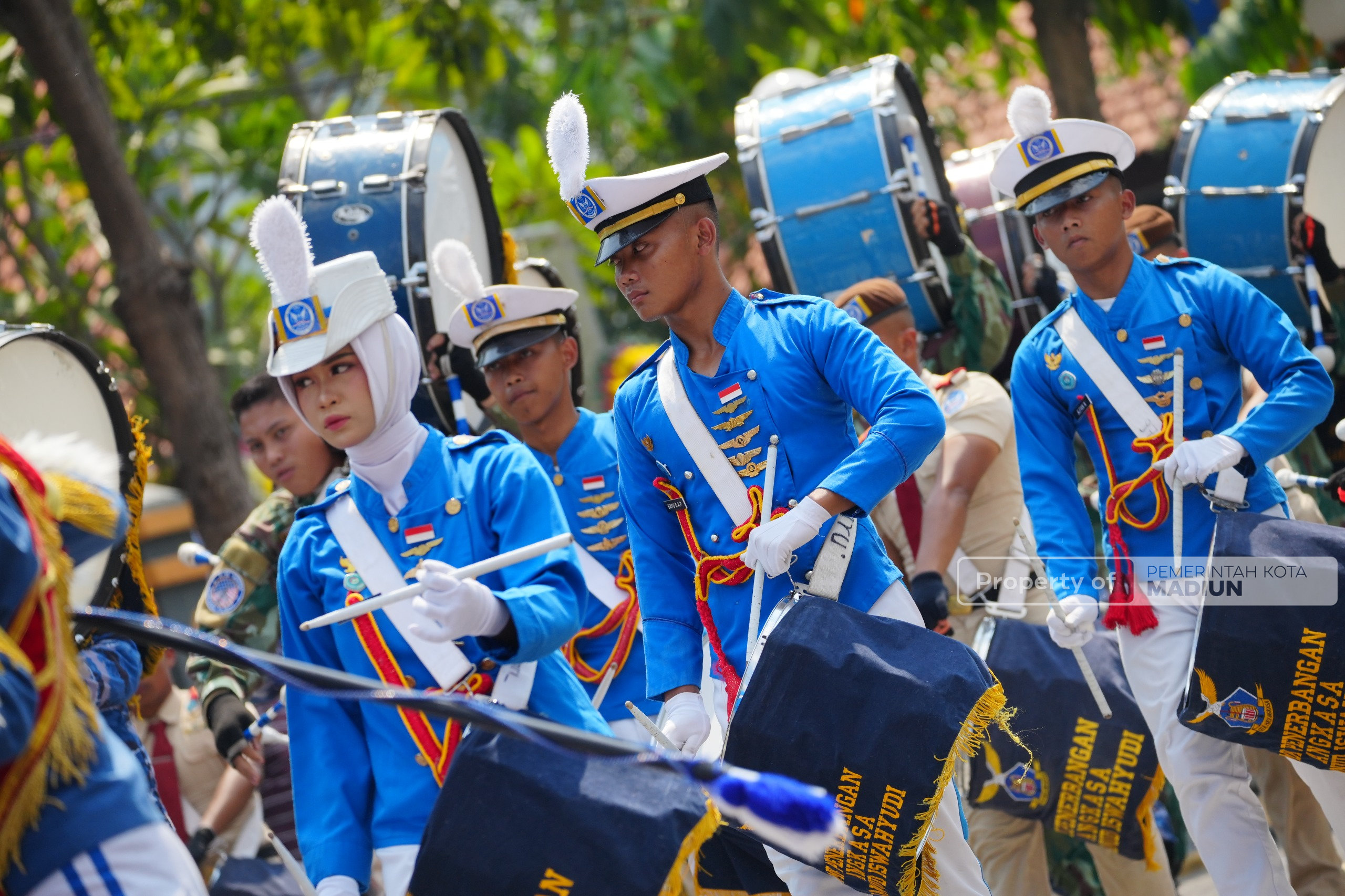 Parade Military Drumband Semarakkan HUT ke-108 Kota Madiun, Plt Wali Kota Harap Ekonomi Lokal Kian Bergeliat