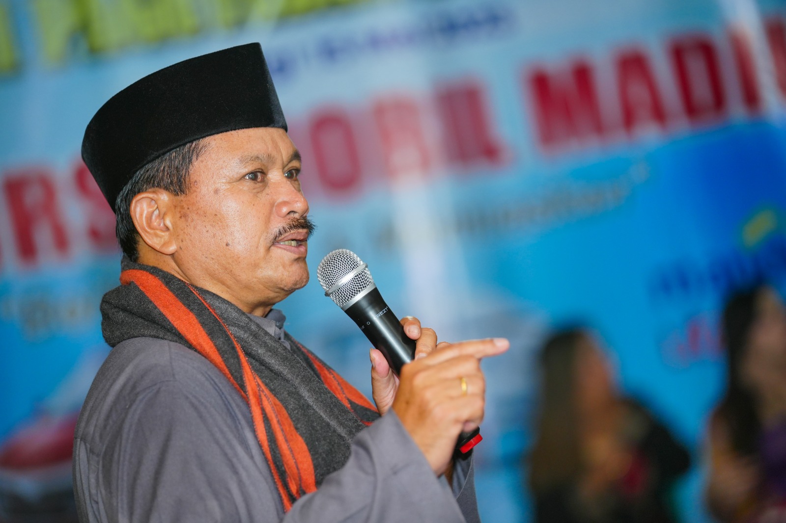 Hadiri Halal Bihalal Bursa Mobil Madiun, Wali Kota Imbau Pedagang Jaga Kerukunan Demi Kemajuan Kota