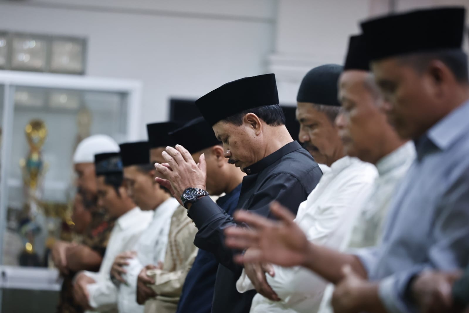 Salat Tarawih di Rumdin Rangkaian Safari Ramadan, Wali Kota Ajak Jamaah Tingkatkan Kebaikan