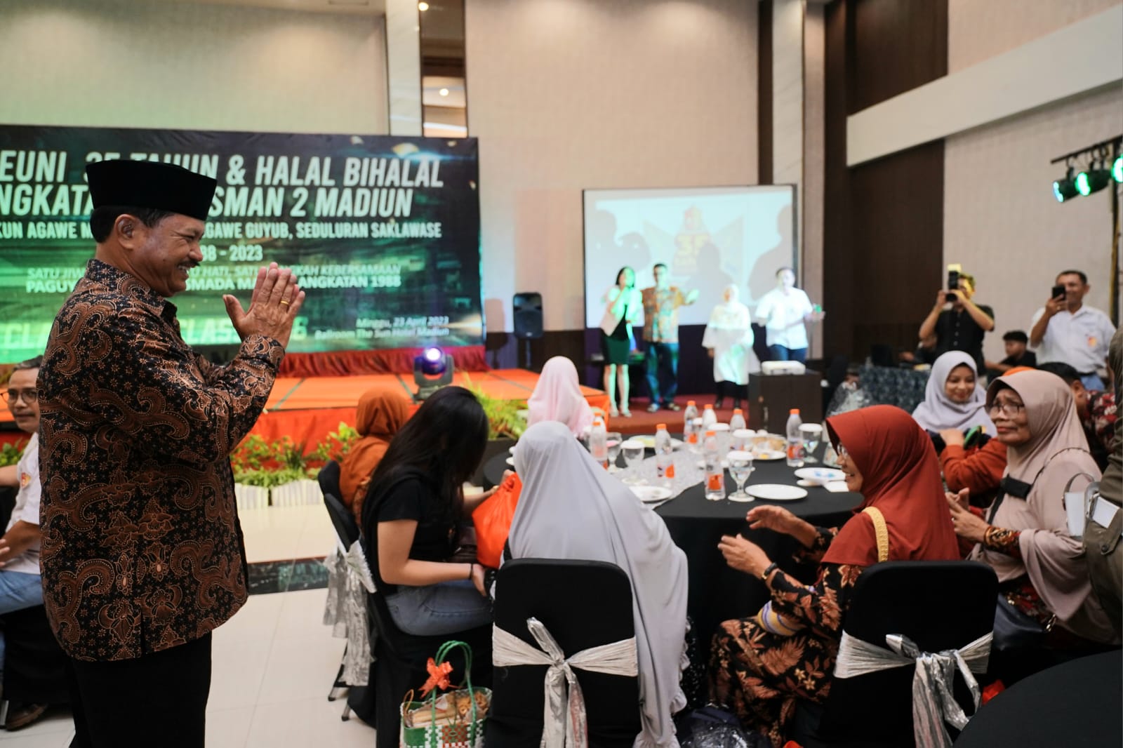 Hadiri Halal Bihalal Smada Angkatan 88, Wali Kota Ajak Alumni Sampaikan Masukan Pembangunan