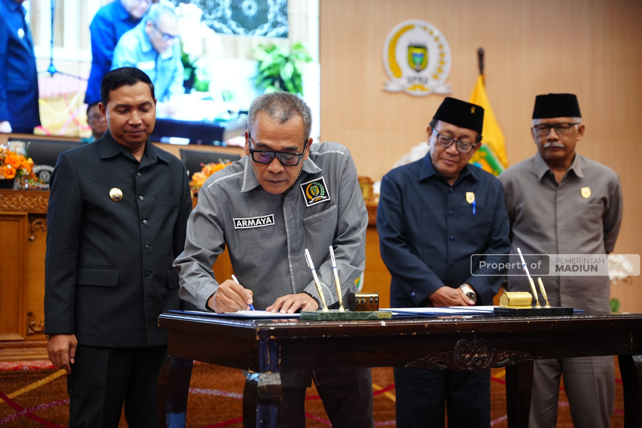 17 Raperda Disepakati, Plt Wali Kota Madiun Tekankan Penguatan Regulasi dan Percepatan Implementasi