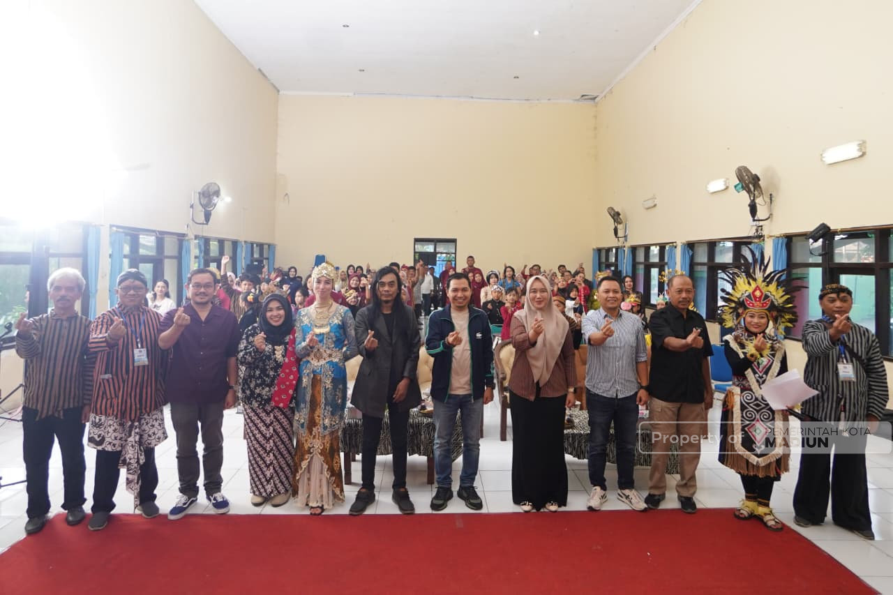 English Fun Holiday Resmi Berakhir , Pemkot Madiun Dorong Pelatihan Bahasa Inggris di Setiap Kelurahan